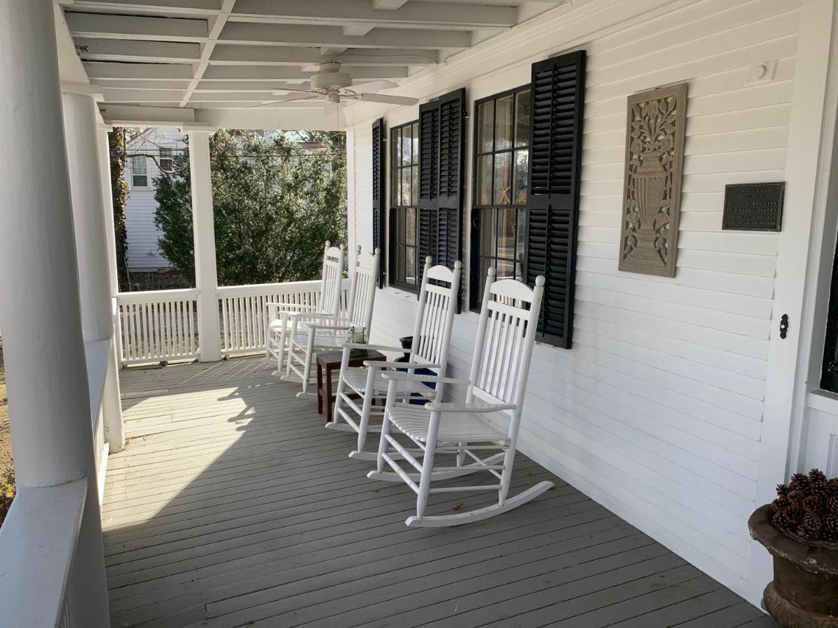 Olde Captains Inn Yarmouth Port Exterior foto